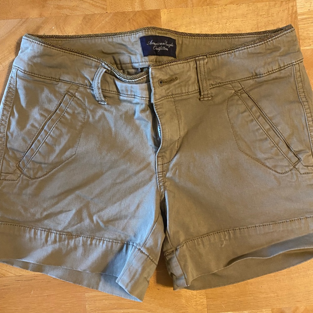 American Eagle Outfitters Khaki Shorts